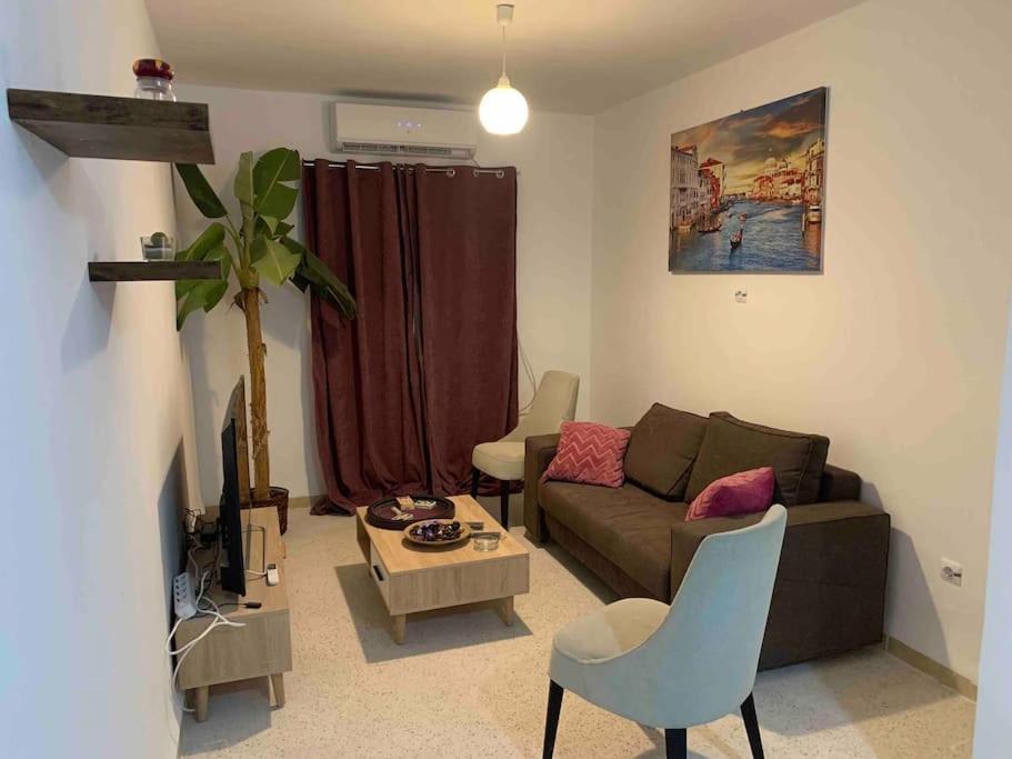 Appartement 5 Lits Climatise Salon 2Chambres Cuisine Equipee Sdb Staoueli Exterior photo